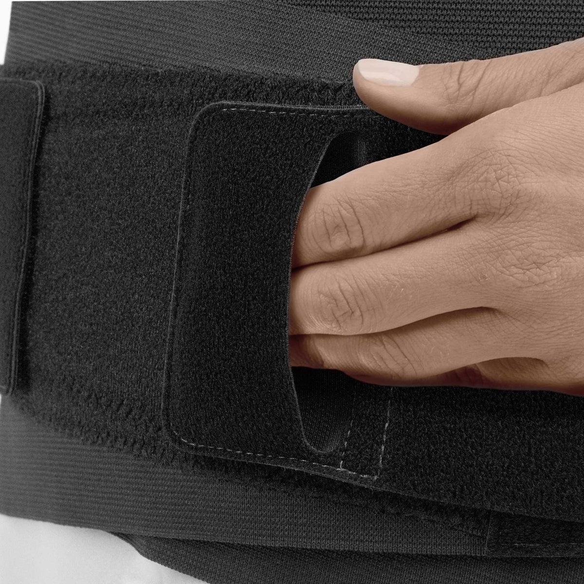 Mueller 4-in-1 Lumbar Back Brace with Removable Hot/Cold Pack